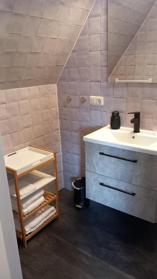 B&B T'Butefjild De Falom Bagian luar foto