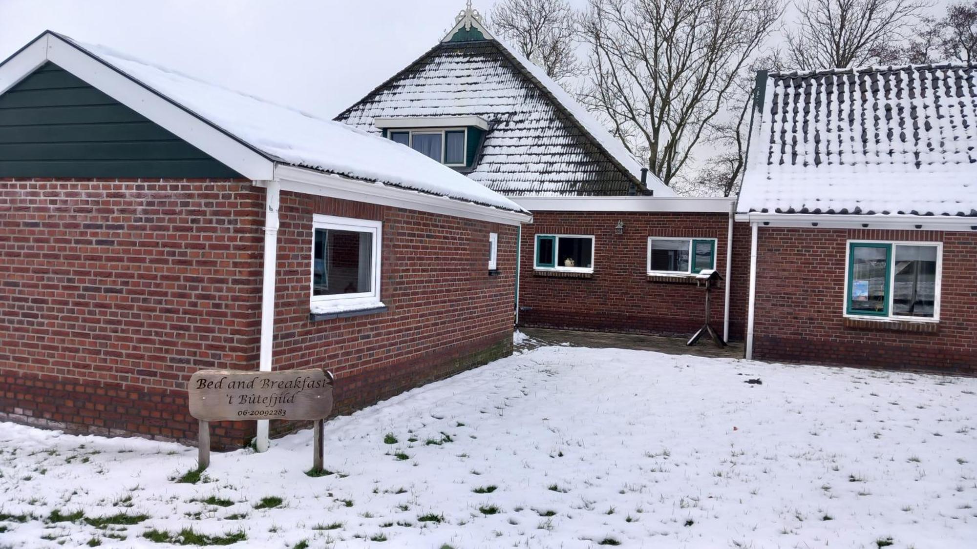 B&B T'Butefjild De Falom Bagian luar foto